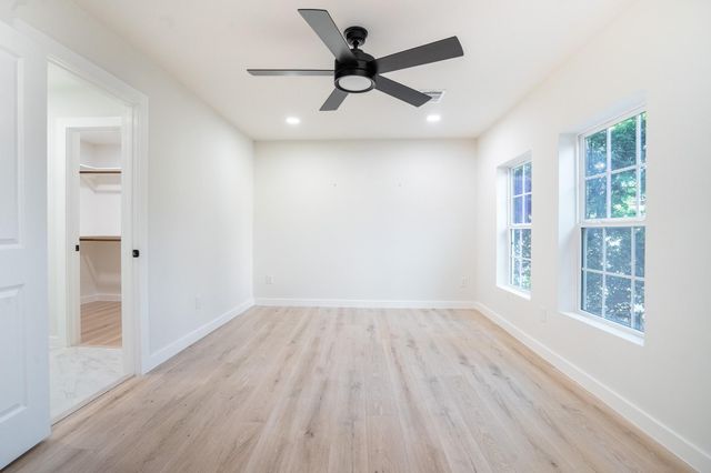 1310 E 34th Street, Houston, TX 77022