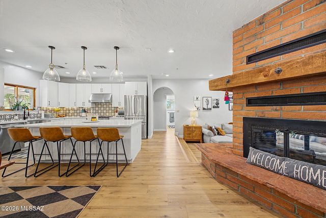 10909 N Sandra Road, Tucson, AZ 85742