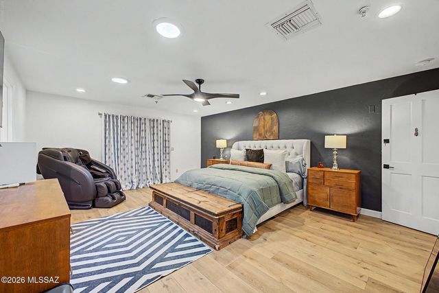 10909 N Sandra Road, Tucson, AZ 85742