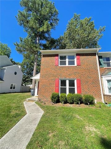 110 Kingsbridge LN, Yorktown, VA 23692