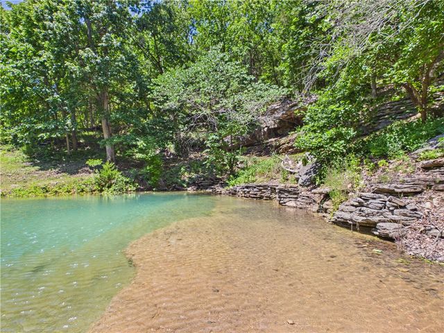1755 NC 3400, Marble Falls, AR 72648