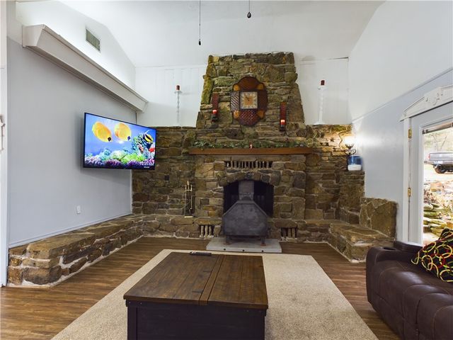 1755 NC 3400, Marble Falls, AR 72648