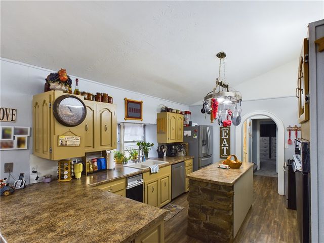1755 NC 3400, Marble Falls, AR 72648