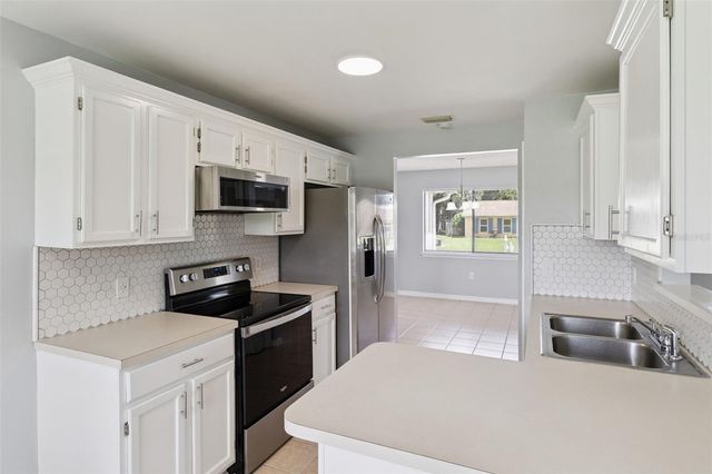 940 FOREST STREET NE, Palm Bay, FL 32907