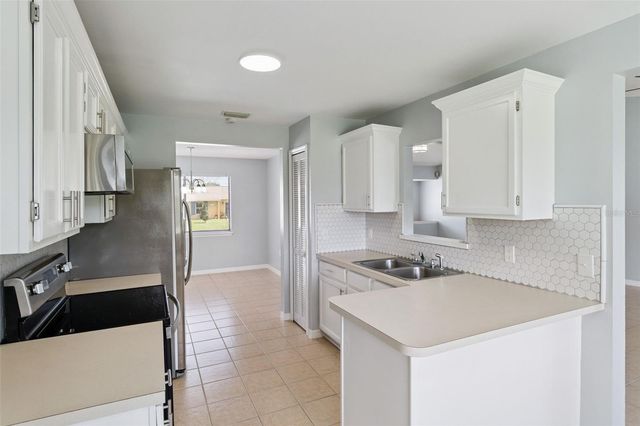 940 FOREST STREET NE, Palm Bay, FL 32907