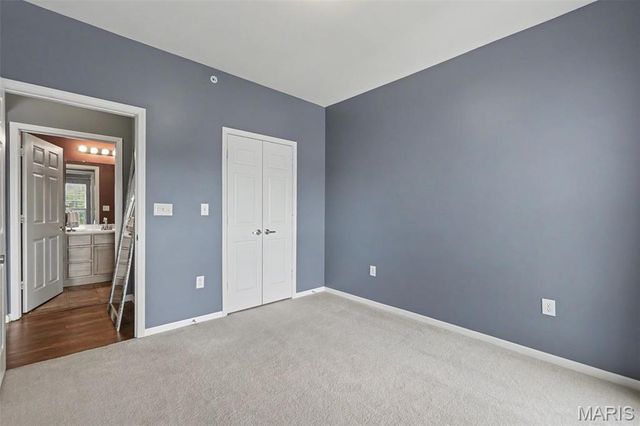 39 Kassebaum Lane 305, St Louis, MO 63129