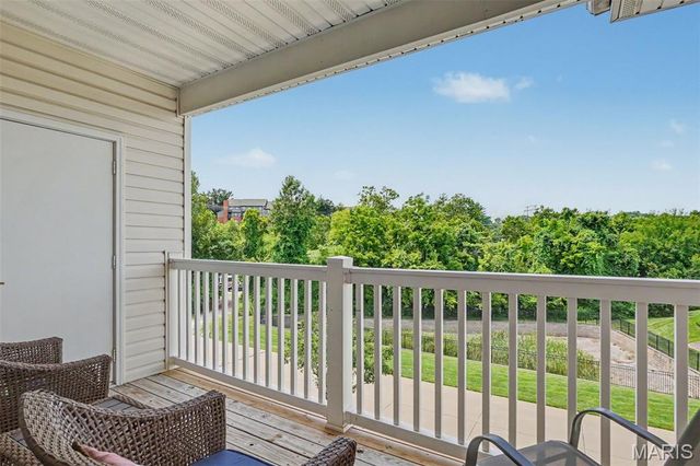 39 Kassebaum Lane 305, St Louis, MO 63129