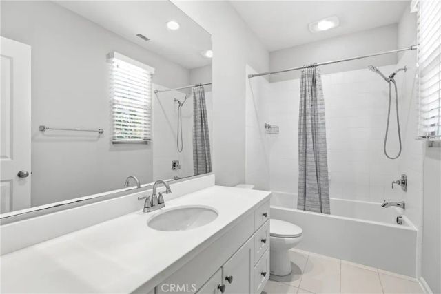 154 Briar Rose, Irvine, CA 92618