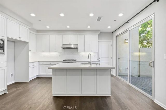 154 Briar Rose, Irvine, CA 92618