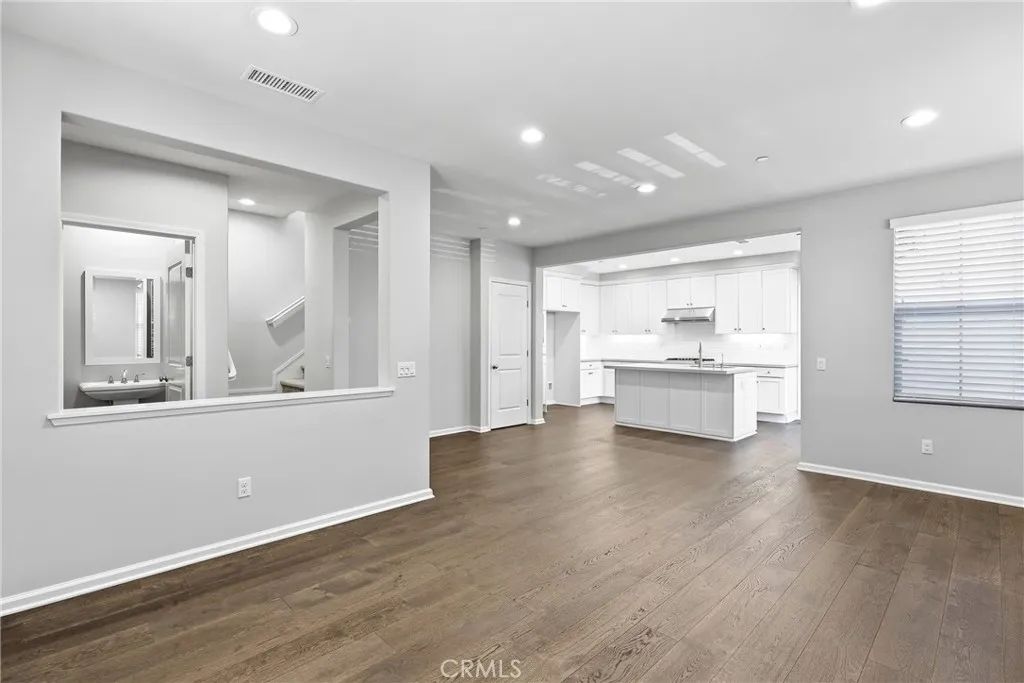 154 Briar Rose, Irvine, CA 92618