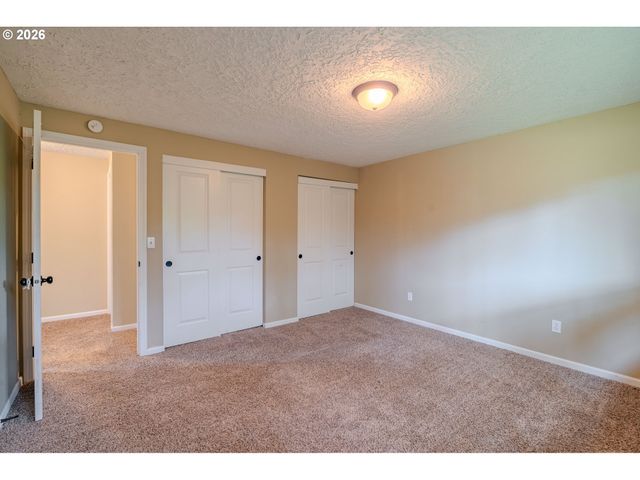 1720 Nw 103RD St, Vancouver, WA 98685