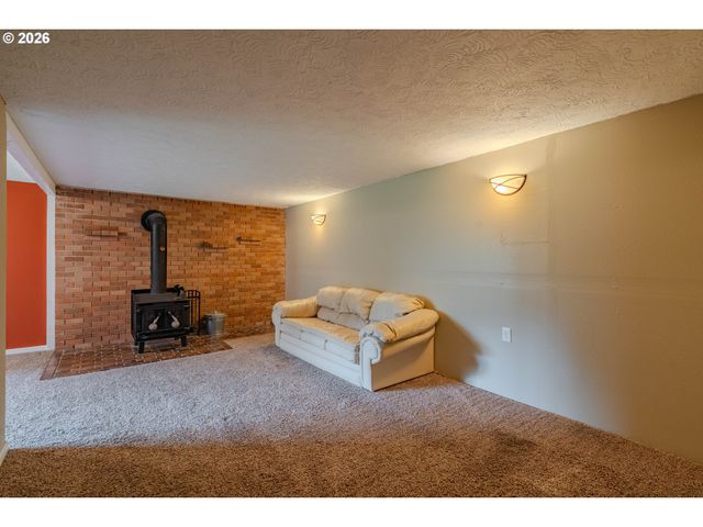 1720 Nw 103RD St, Vancouver, WA 98685