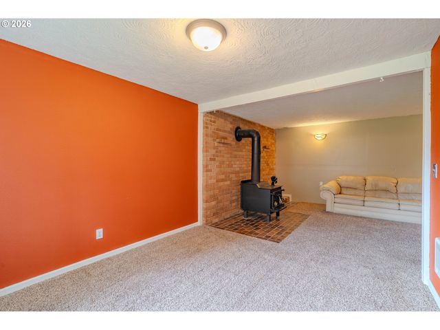 1720 Nw 103RD St, Vancouver, WA 98685