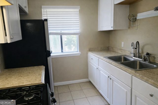 1764 Big Valley Way, Stone Mountain, GA 30083