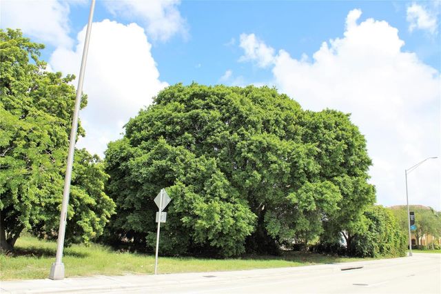 583 S Dixie Highway, Deerfield Beach, FL 33441