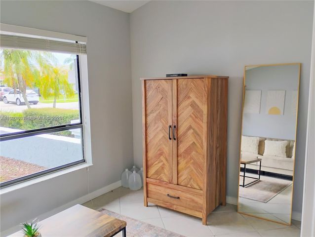 6043 Sunberry Circle, Boynton Beach, FL 33437