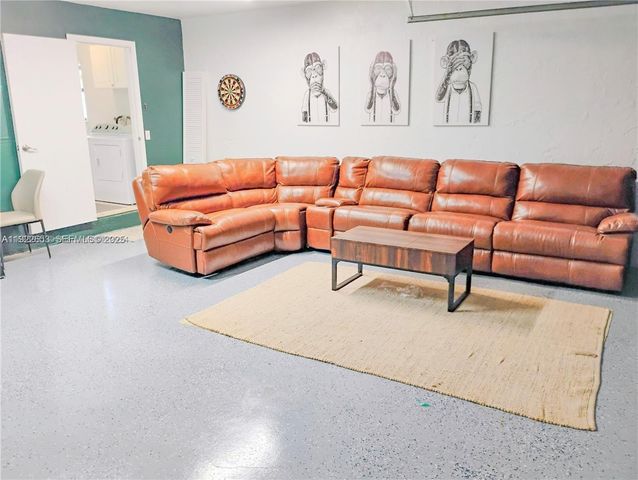 6043 Sunberry Circle, Boynton Beach, FL 33437