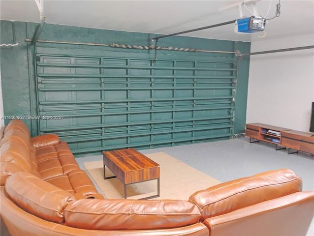 6043 Sunberry Circle, Boynton Beach, FL 33437