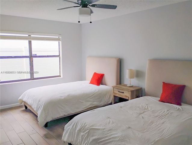 6043 Sunberry Circle, Boynton Beach, FL 33437