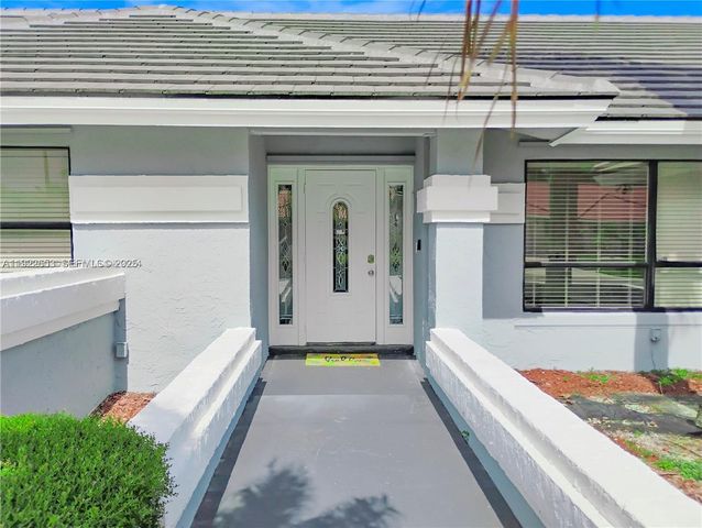 6043 Sunberry Circle, Boynton Beach, FL 33437