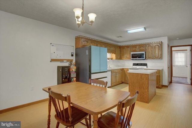 714 MARDEN AVENUE N, Shippensburg, PA 17257