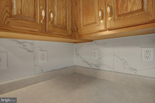 714 MARDEN AVENUE N, Shippensburg, PA 17257