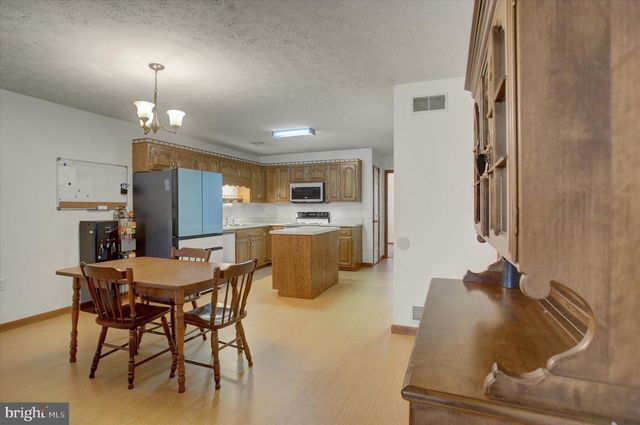 714 MARDEN AVENUE N, Shippensburg, PA 17257