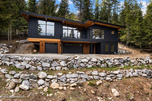 292 Fairway View Dr, Sandpoint, ID 83864