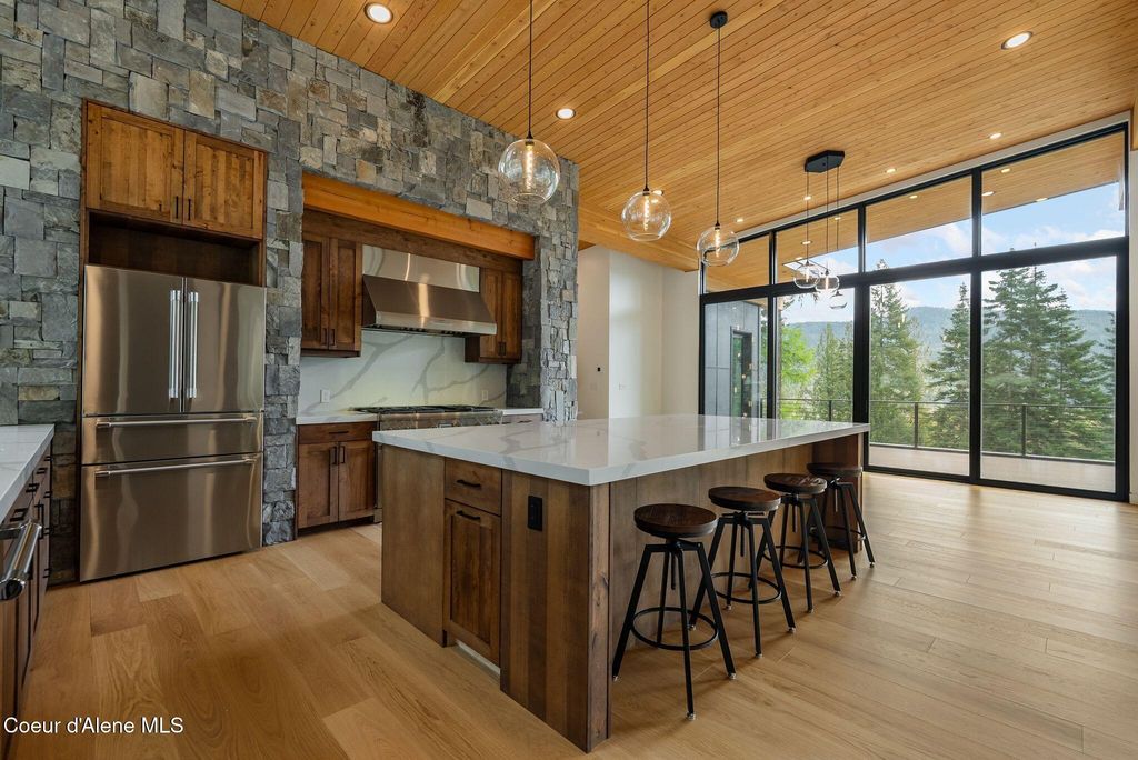 292 Fairway View Dr, Sandpoint, ID 83864 photo 4