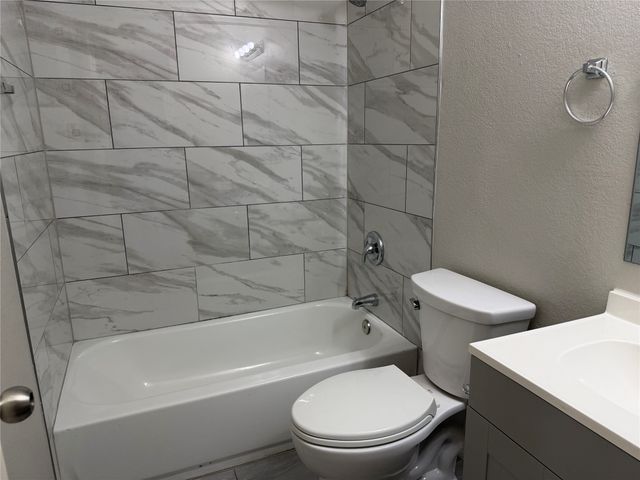 4029 Preferred Place, Dallas, TX 75237