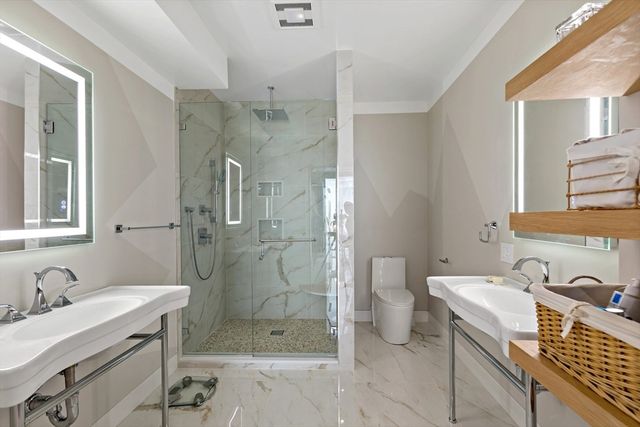 1924 State Road, Plymouth, MA 02360