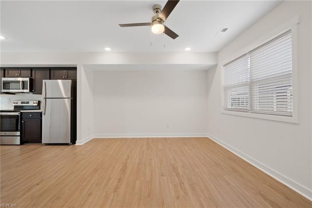 1123 Gordon WALK, Virginia Beach, VA 23451