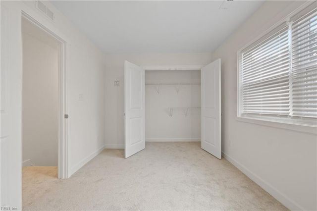 1123 Gordon WALK, Virginia Beach, VA 23451