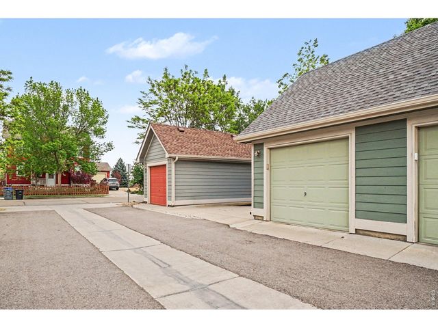 223 Cardinal Way, Longmont, CO 80501