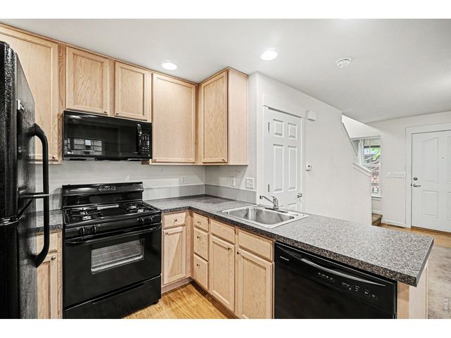 223 Cardinal Way, Longmont, CO 80501