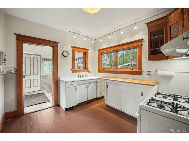 2912 N Raleigh St, Denver, CO 80212