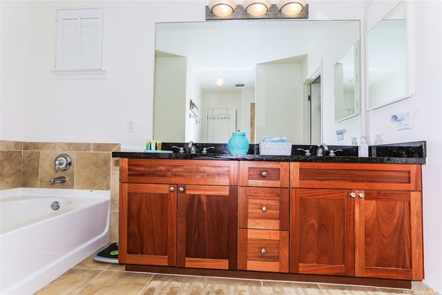 92-1075-C Koio Drive M23-3, Kapolei, HI 96707