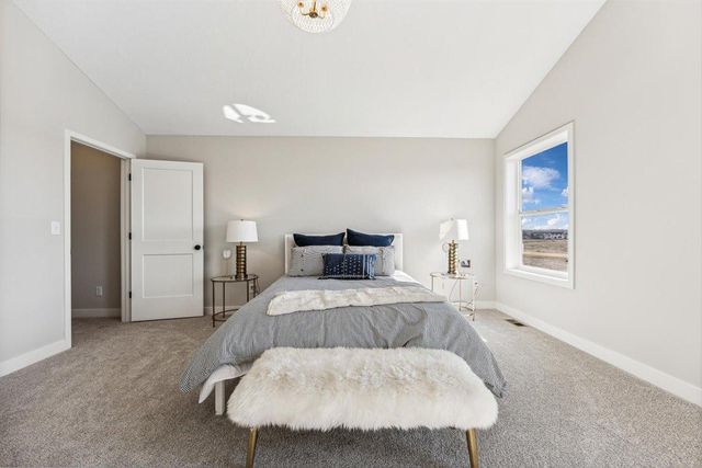 15757 Aquila Avenue, Savage, MN 55372