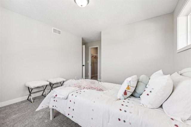 15757 Aquila Avenue, Savage, MN 55372