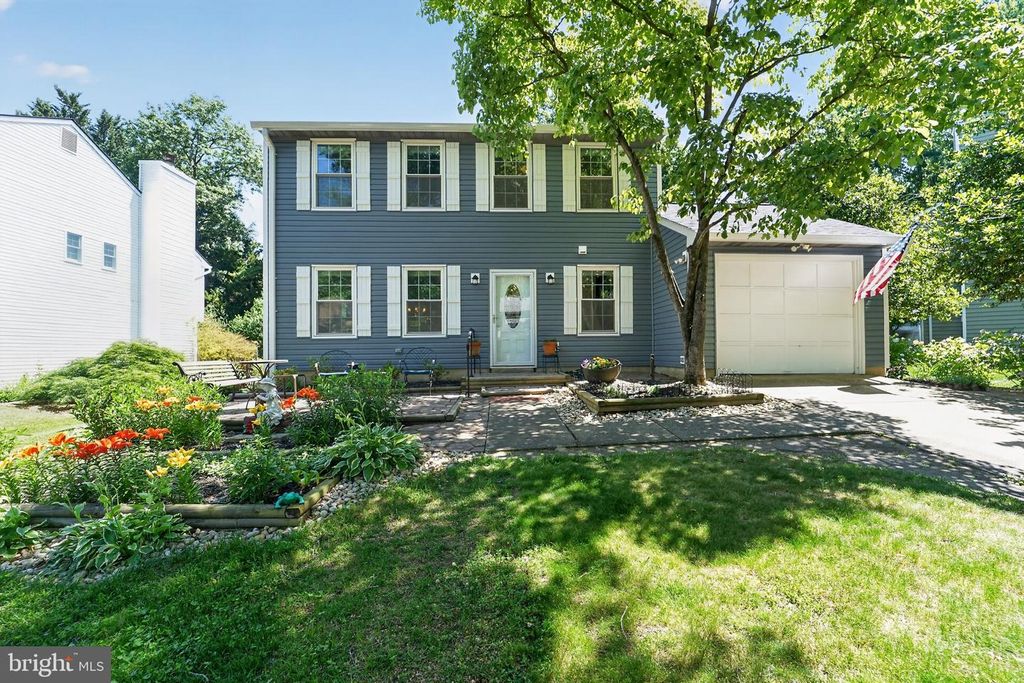 Image 1 of property listing at 397 KINGS COLLEGE DR, Arnold, MD 21012