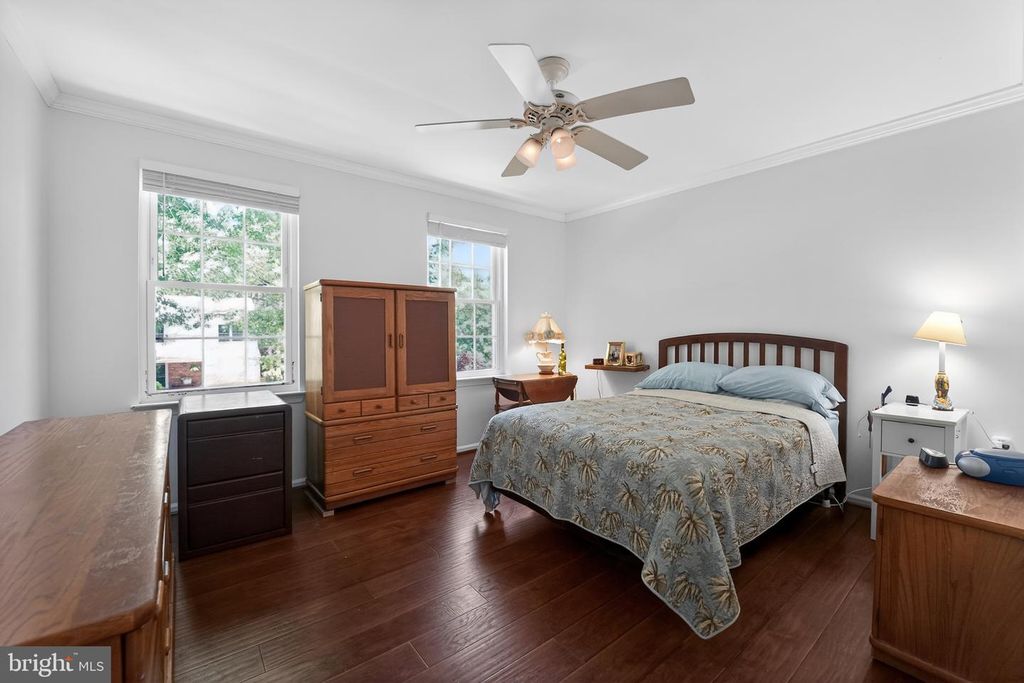 Image 22 of property listing at 397 KINGS COLLEGE DR, Arnold, MD 21012