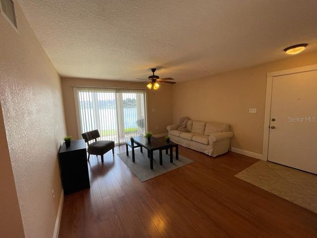 524 ORANGE DRIVE 11, Altamonte Springs, FL 32701