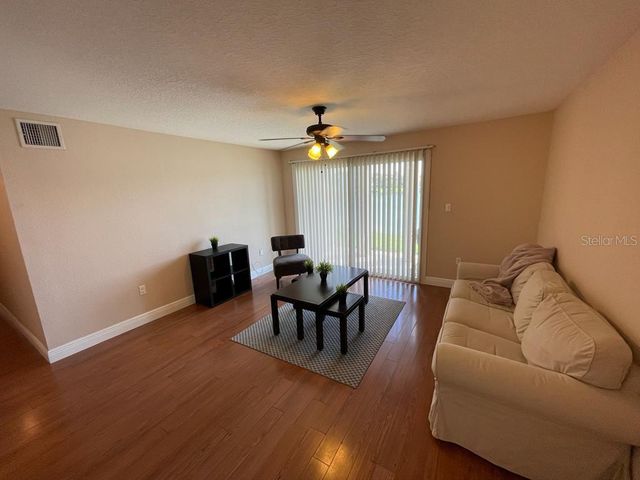 524 ORANGE DRIVE 11, Altamonte Springs, FL 32701