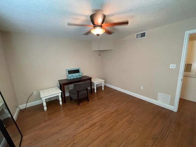 524 ORANGE DRIVE 11, Altamonte Springs, FL 32701