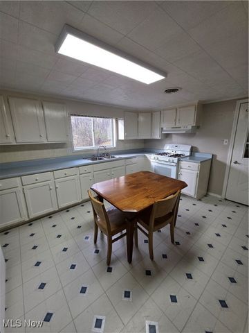 44099 Harriettsville Road, Summerfield, OH 43788