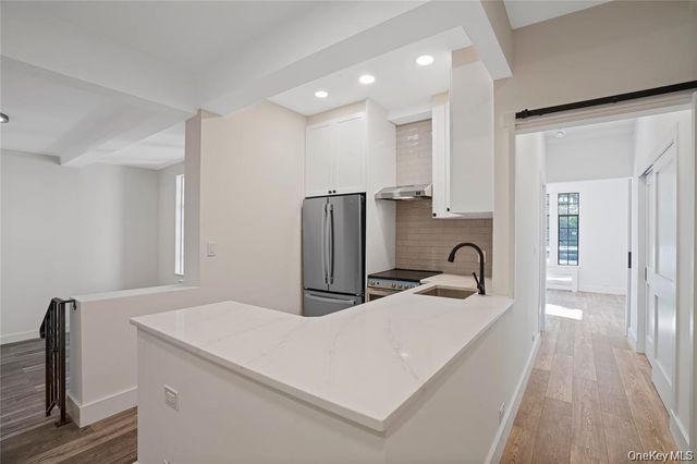 20 Continental Avenue 1-G, Forest Hills, NY 11375