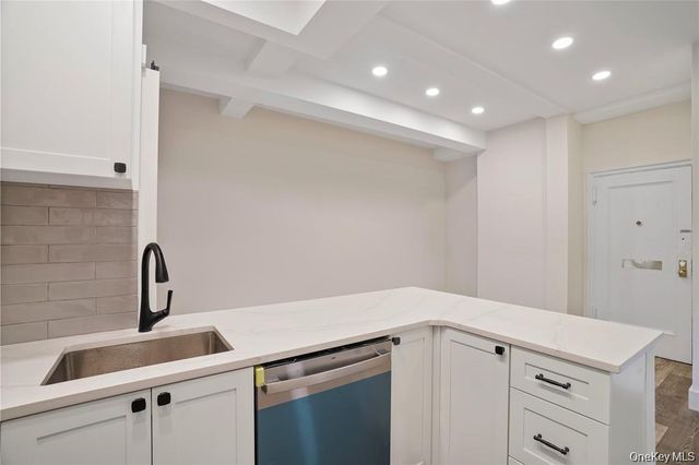 20 Continental Avenue 1-G, Forest Hills, NY 11375