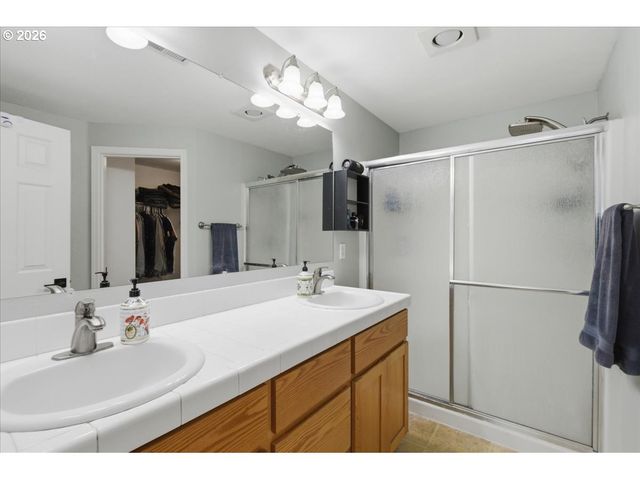 2000 N 5TH Way, Ridgefield, WA 98642