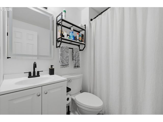 2000 N 5TH Way, Ridgefield, WA 98642