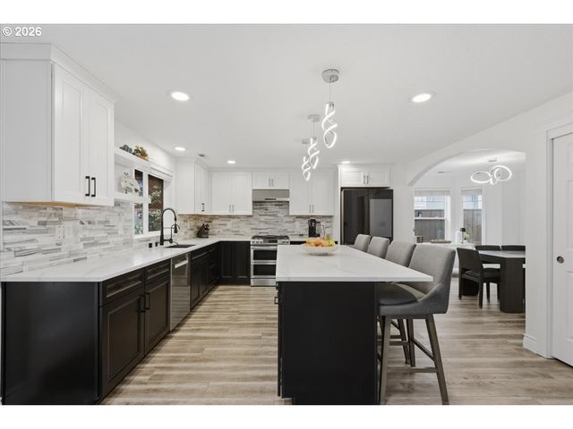 2000 N 5TH Way, Ridgefield, WA 98642